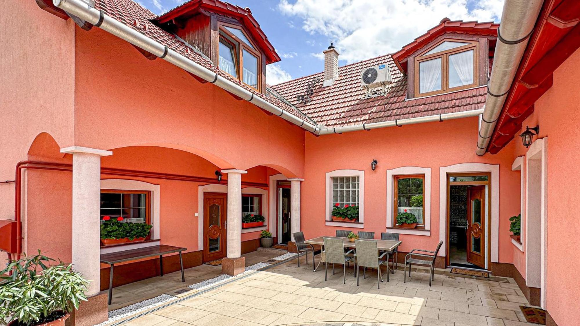 Honfoglalas Vendeghaz Apartment Eger
